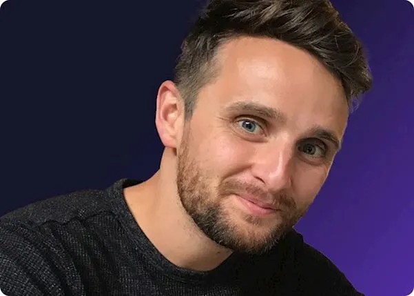 Headshot of Dan Briggs