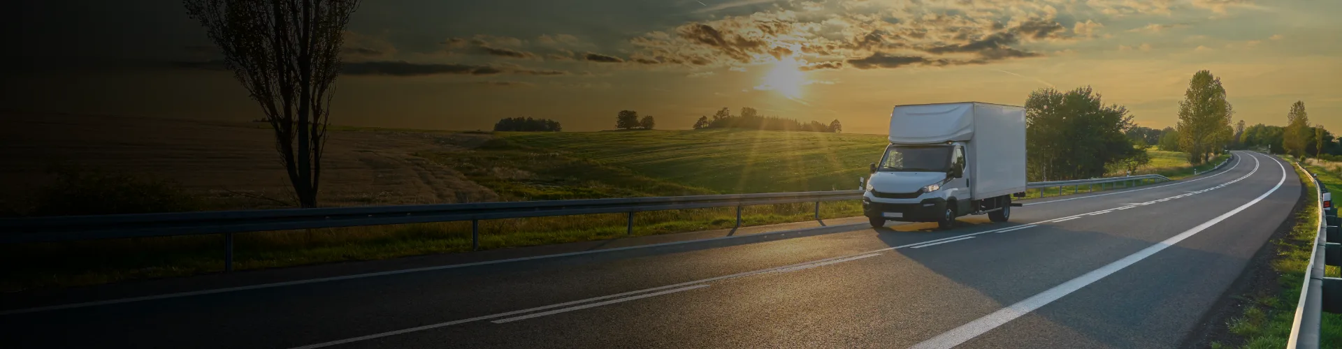 Van Tracking Canada Trackers For Vans Fleet Van Tracking